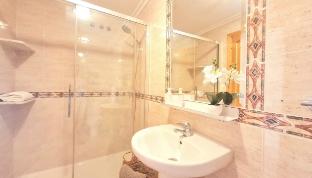 Herverkoop - Apartment - Torrevieja