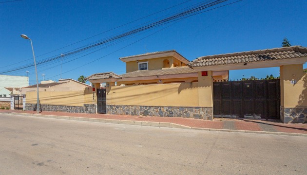 Herverkoop - Detached Villa - Torrevieja - Los Balcones - Los Altos del Edén