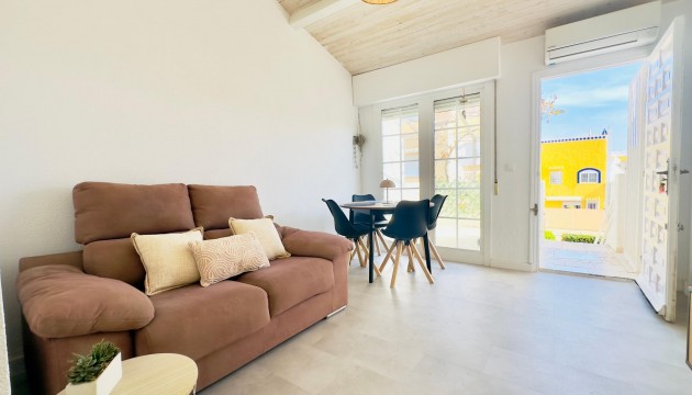 Resale - Apartment - Torrevieja - Los Frutales