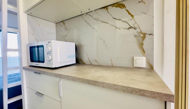 Resale - Apartment - Torrevieja - Los Frutales