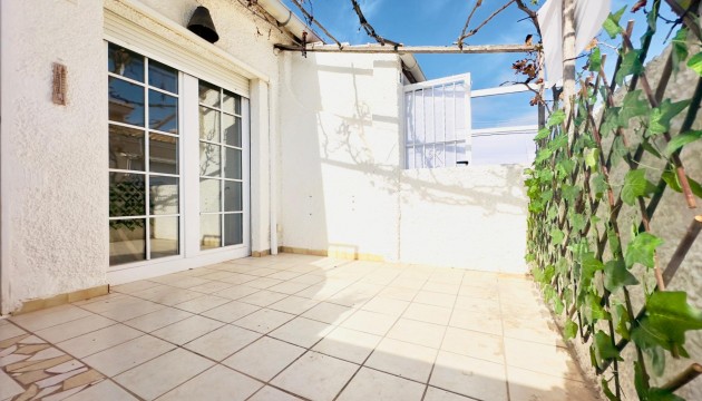 Resale - Apartment - Torrevieja - Los Frutales