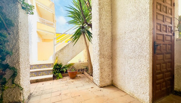 Resale - Apartment - Torrevieja - Los Frutales