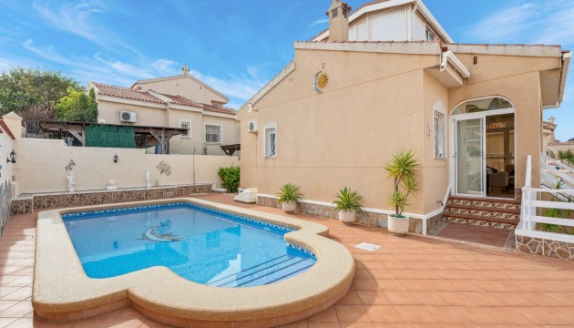 Wiederverkauf - Detached Villa - Rojales