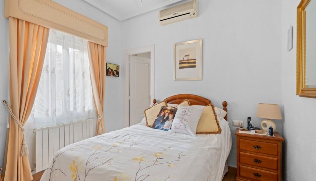 Wiederverkauf - Detached Villa - Rojales