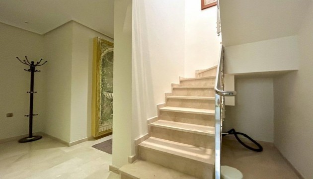 Resale - Apartment - Orihuela Costa - Cabo Roig