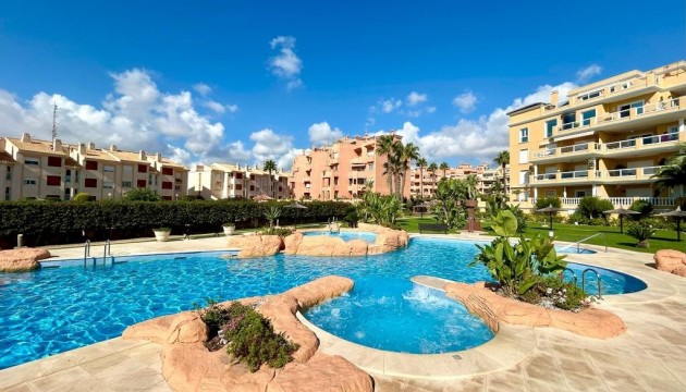 Resale - Apartment - Orihuela Costa - Cabo Roig