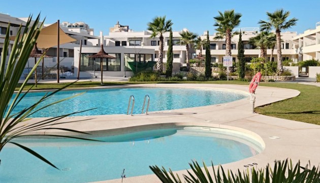 Resale - Apartment - Torrevieja - La Veleta