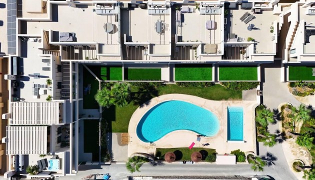 Resale - Apartment - Torrevieja - La Veleta