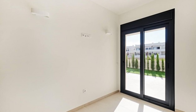 Resale - Apartment - Torrevieja - La Veleta