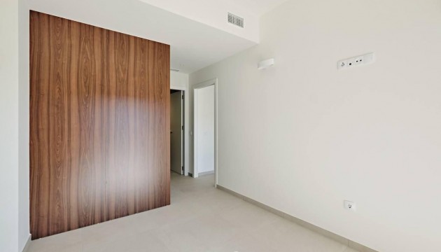 Resale - Apartment - Torrevieja - La Veleta