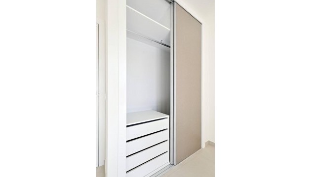 Resale - Apartment - Torrevieja - La Veleta