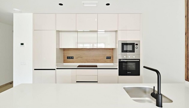 Resale - Apartment - Torrevieja - La Veleta