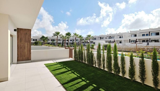 Resale - Apartment - Torrevieja - La Veleta