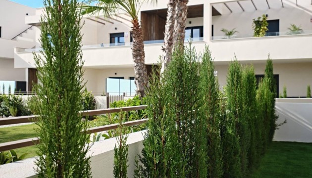 Resale - Apartment - Torrevieja - La Veleta