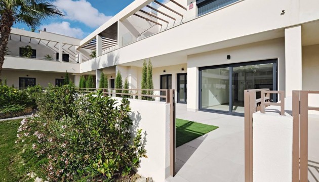 Resale - Apartment - Torrevieja - La Veleta