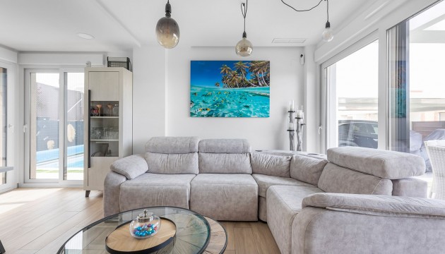 Resale - Detached Villa - Vistabella Golf