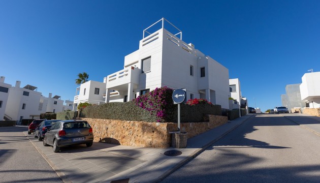 Resale - Apartment - Orihuela Costa - Las Ramblas