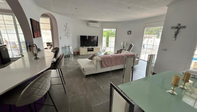 Resale - Detached Villa - Torrevieja - San Luis