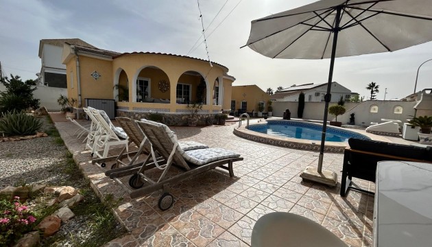 Resale - Detached Villa - Torrevieja - San Luis