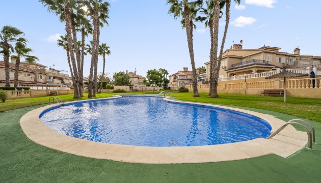 Resale - Apartment - Orihuela Costa - Playa Flamenca