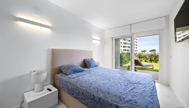 Resale - Apartment - Torrevieja - Punta Prima