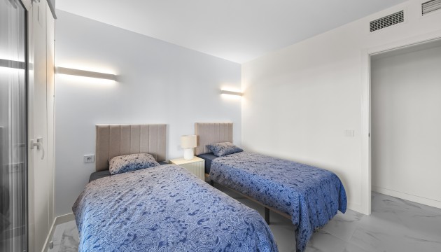 Resale - Apartment - Torrevieja - Punta Prima