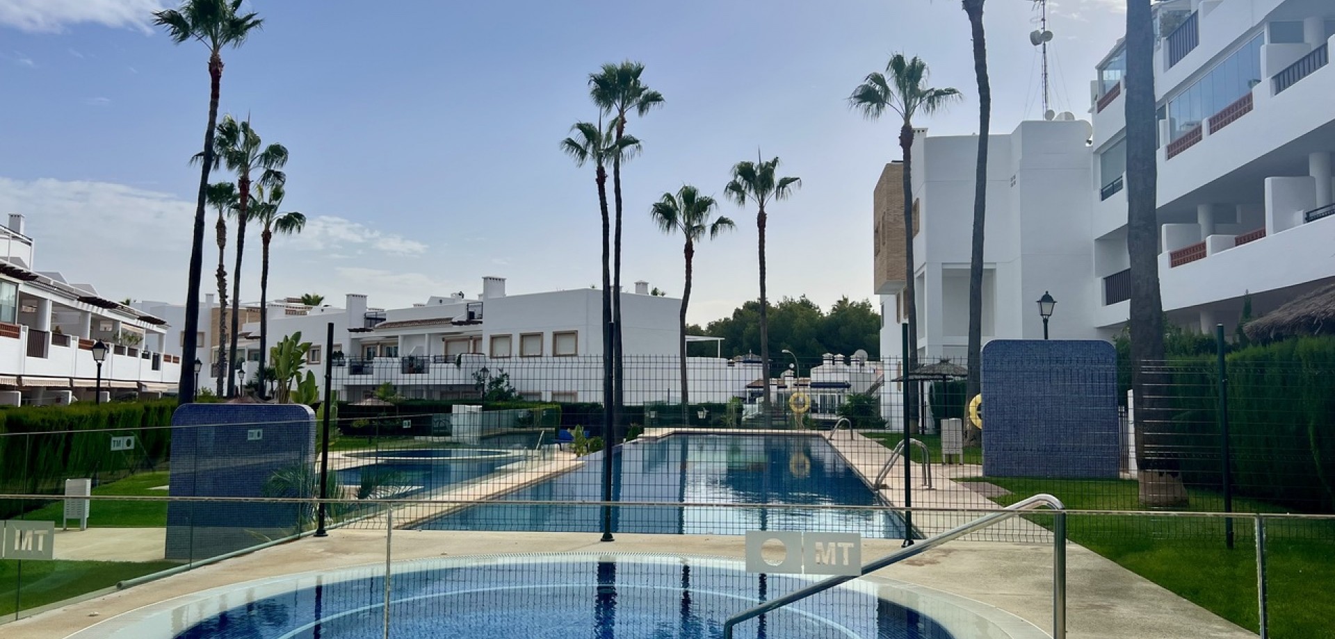 Apartment in Urbanizacion los Balcones - Image 3