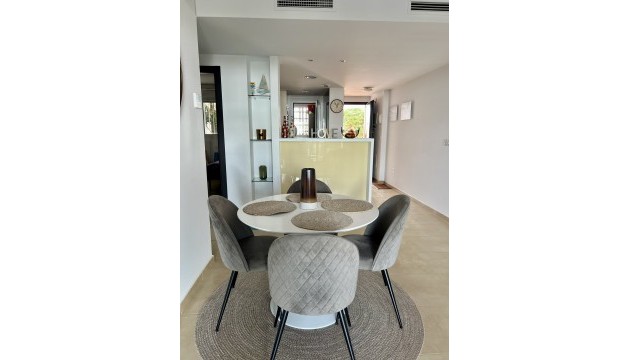 Resale - Apartment - Orihuela Costa - Villamartín