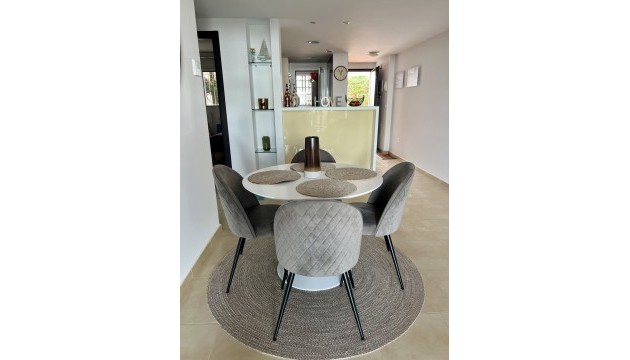 Resale - Apartment - Orihuela Costa - Villamartín