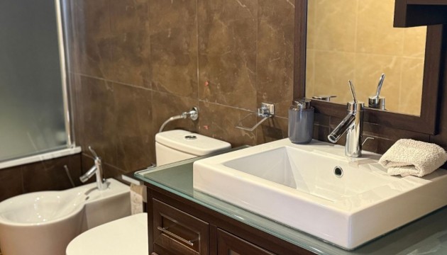 Resale - Apartment - San Miguel de Salinas