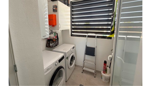 Resale - Apartment - Orihuela Costa - Villamartín