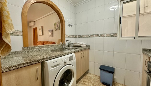 Resale - Apartment - Torrevieja - Playa del Cura
