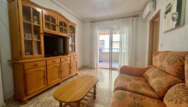 Resale - Apartment - Torrevieja - Playa del Cura