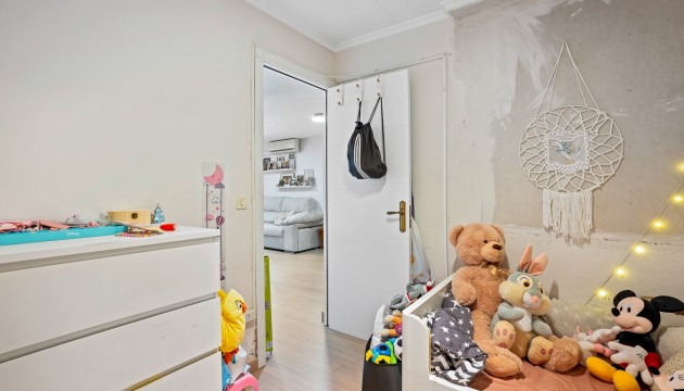 Resale - Bungalow - Torrevieja - La Siesta - El Salado -  Torreta