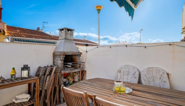 Resale - Bungalow - Torrevieja - La Siesta - El Salado -  Torreta