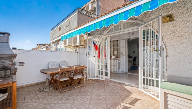 Resale - Bungalow - Torrevieja - La Siesta - El Salado -  Torreta