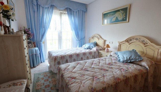 Resale - Detached Villa - Orihuela Costa - Villamartín