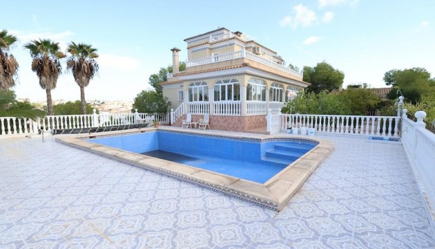 Resale - Detached Villa - Orihuela Costa - Villamartín