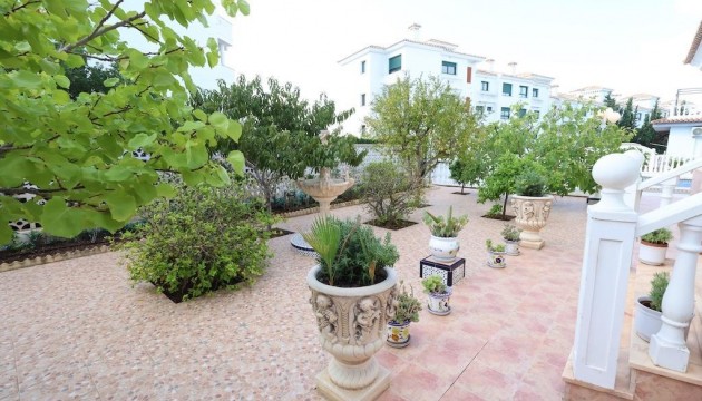 Resale - Detached Villa - Orihuela Costa - Villamartín