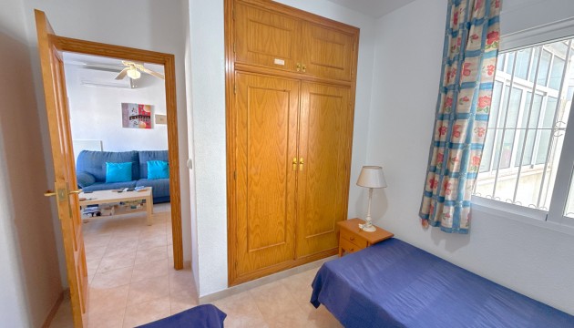 Resale - Apartment - Orihuela Costa - La Zenia