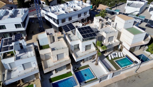 Videresalg - Detached Villa - Orihuela Costa - Lomas de Cabo Roig