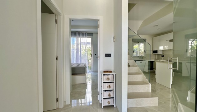 Videresalg - Detached Villa - Orihuela Costa - Lomas de Cabo Roig