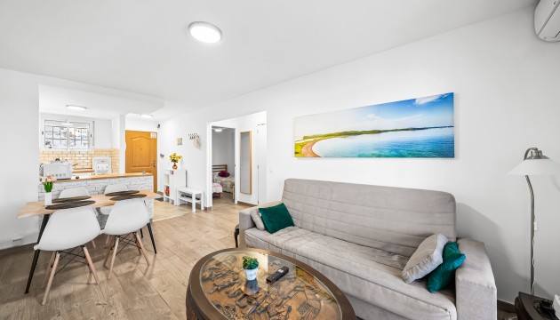 Resale - Apartment - Torrevieja - Torrelamata - La Mata