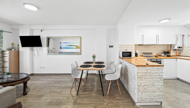 Resale - Apartment - Torrevieja - Torrelamata - La Mata