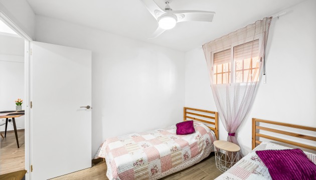 Resale - Apartment - Torrevieja - Torrelamata - La Mata