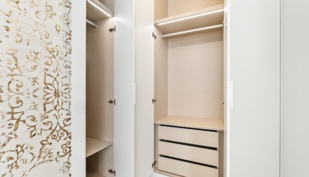 Resale - Apartment - Torrevieja - Playa del Cura