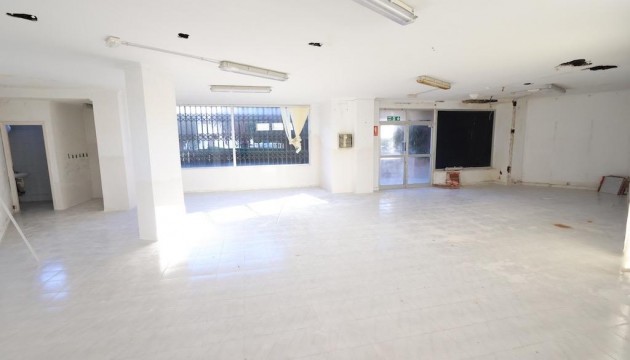 Resale - Commercial - Orihuela Costa - La Zenia