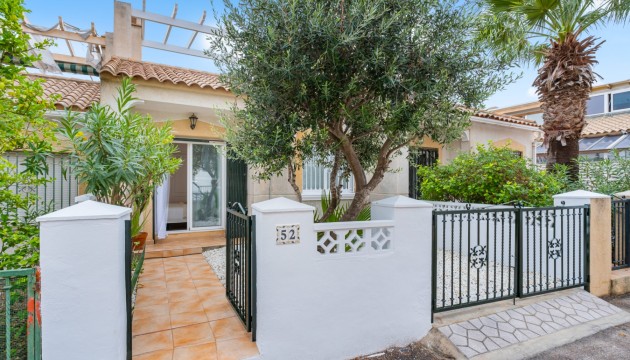 Resale - Townhouse - Orihuela Costa - Villamartín