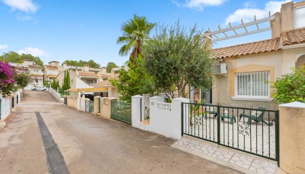 Resale - Townhouse - Orihuela Costa - Villamartín
