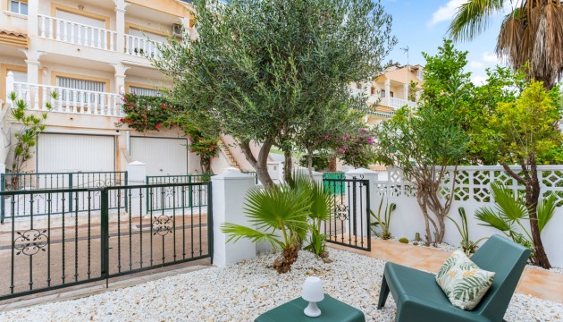Resale - Townhouse - Orihuela Costa - Villamartín